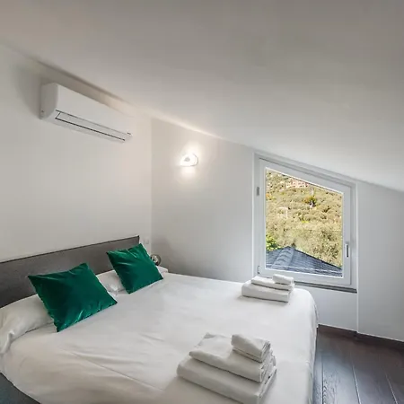 - Attico Vista Mare Con Terrazza E Piscina * Rapallo