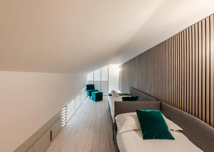 - Attico Vista Mare Con Terrazza E Piscina Apartment