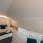 - Attico Vista Mare Con Terrazza E Piscina