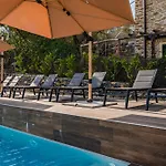 アパート - Attico Vista Mare Con Terrazza E Piscina *