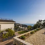 Lejlighed - Attico Vista Mare Con Terrazza E Piscina Rapallo