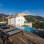 アパート - Attico Vista Mare Con Terrazza E Piscina *