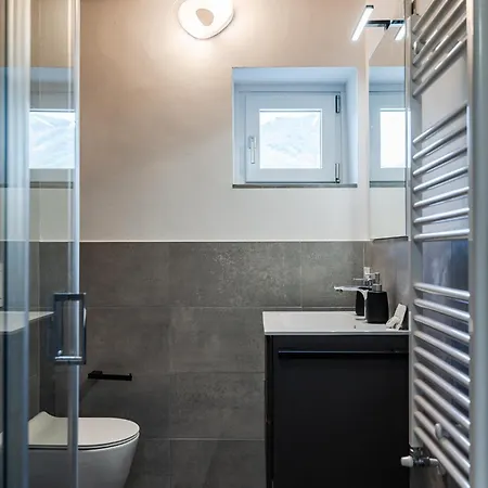 - Attico Vista Mare Con Terrazza E Piscina Apartmán Rapallo
