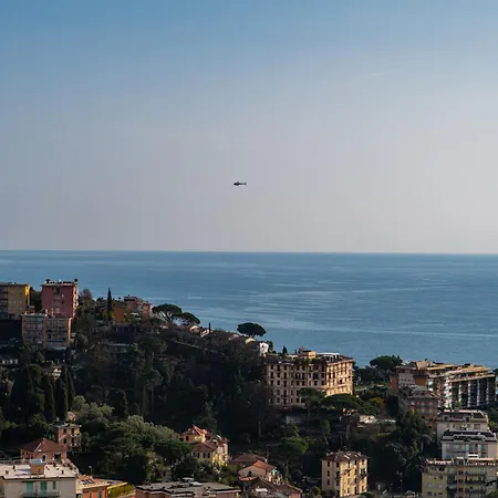 - Attico Vista Mare Con Terrazza E Piscina Apartmán *