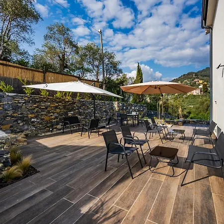 Apartmán - Attico Vista Mare Con Terrazza E Piscina Rapallo