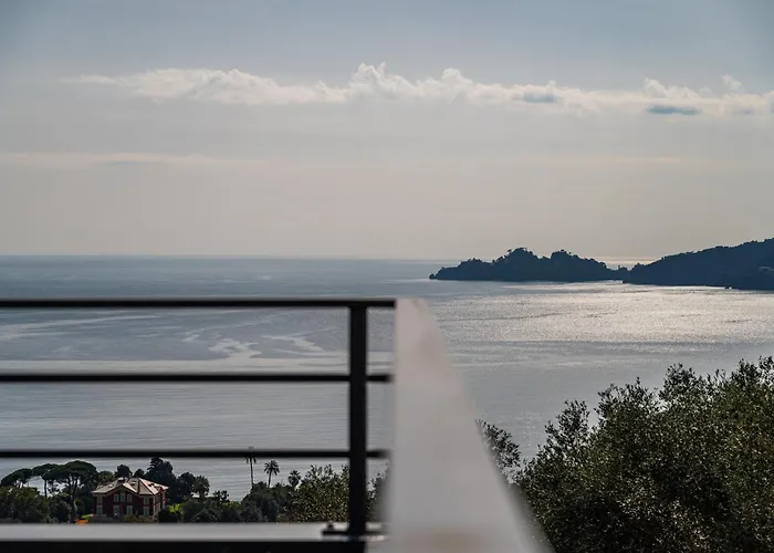 Apartamento - Attico Vista Mare Con Terrazza E Piscina Rapallo