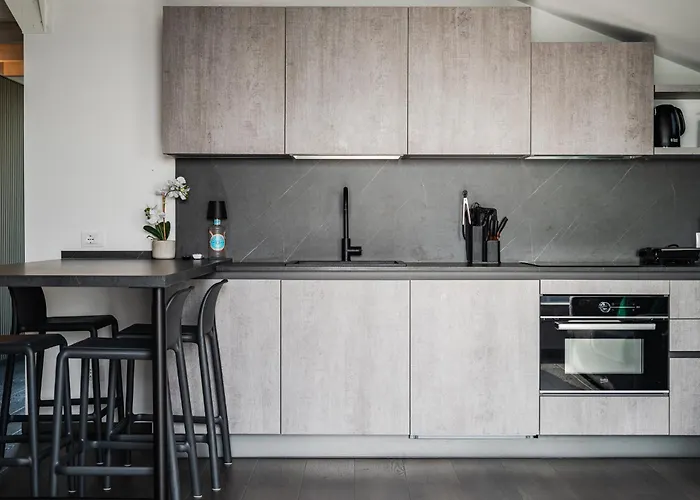 Apartament - Attico Vista Mare Con Terrazza E Piscina