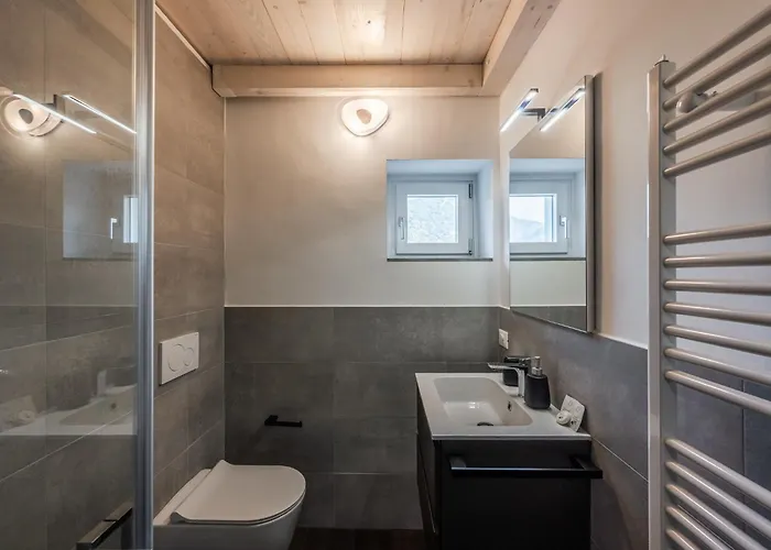 - Attico Vista Mare Con Terrazza E Piscina Rapallo