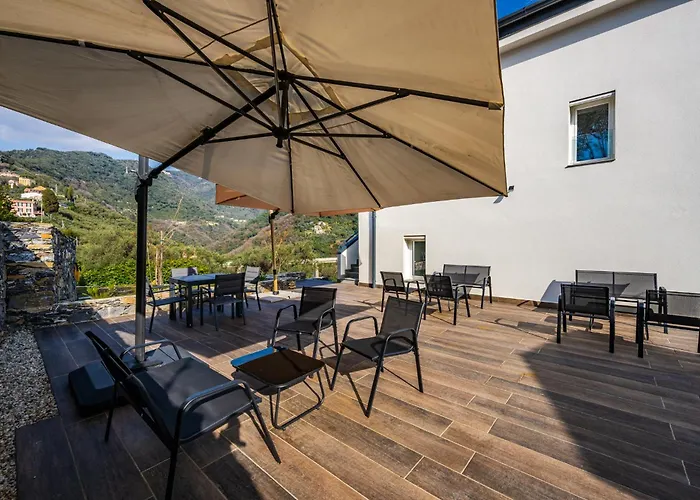 - Attico Vista Mare Con Terrazza E Piscina * Rapallo